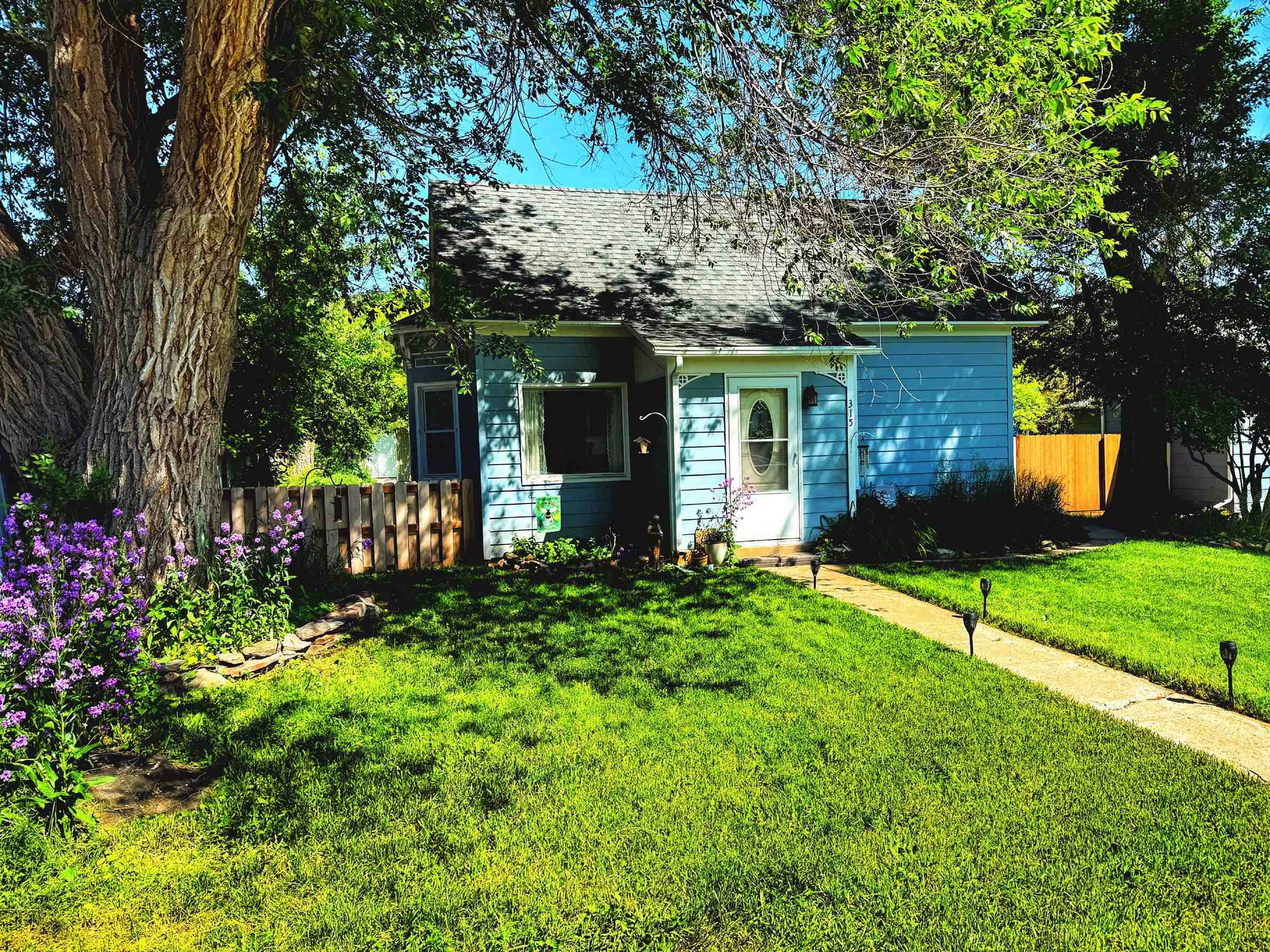 315 E Sewell Street, Sundance, WY 82729