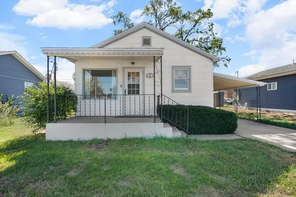 705 E Denver Street, Rapid City, SD 57701