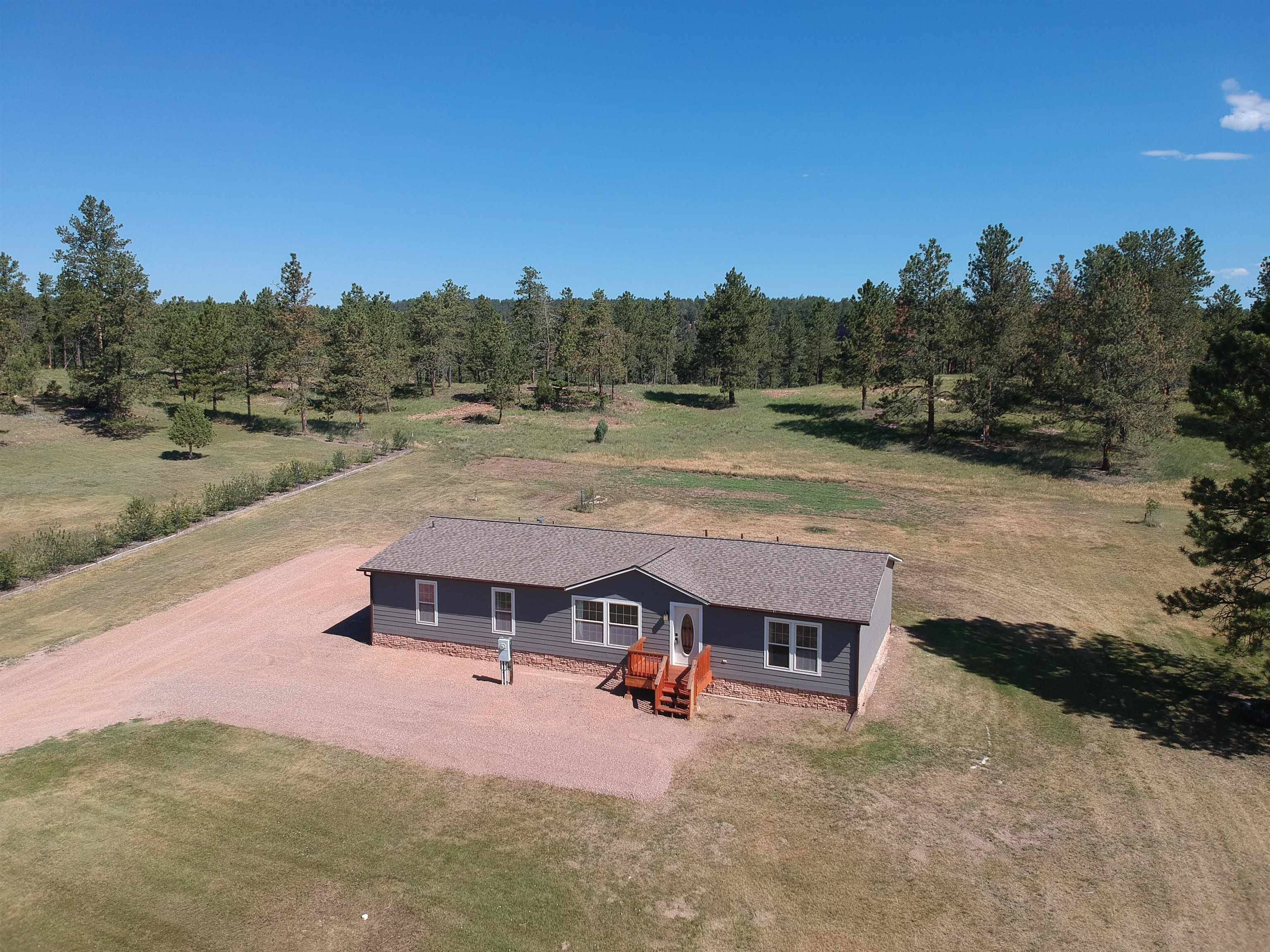 12646 Dana Road, Hot Springs, SD 57747