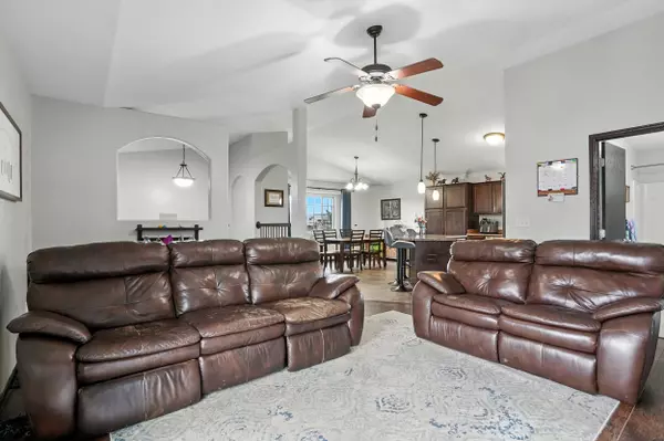 Box Elder, SD 57719,796 Sonic Way