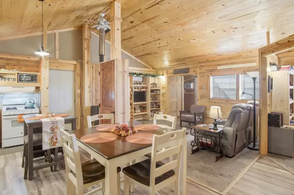 Hot Springs, SD 57747,27339 Darlene Court