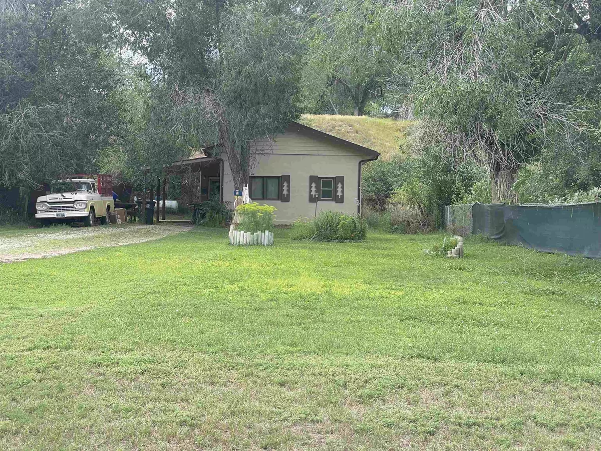 Hot Springs, SD 57747,1514 Evans Street