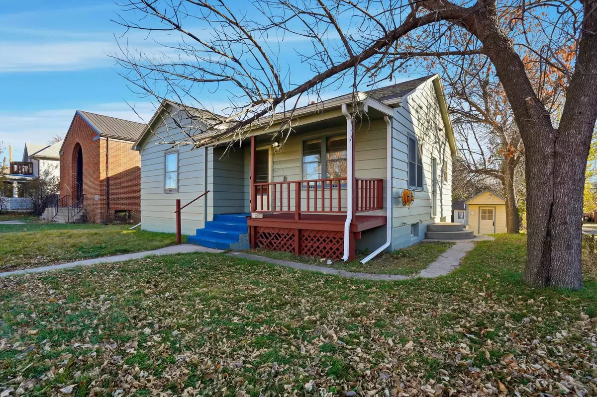 Belle Fourche, SD 57717,833 6th Avenue