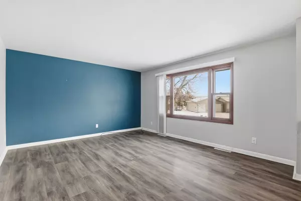 Box Elder, SD 57719,201 Humminbird Circle