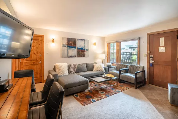 174 Gore Creek DR 153, Vail, CO 81657