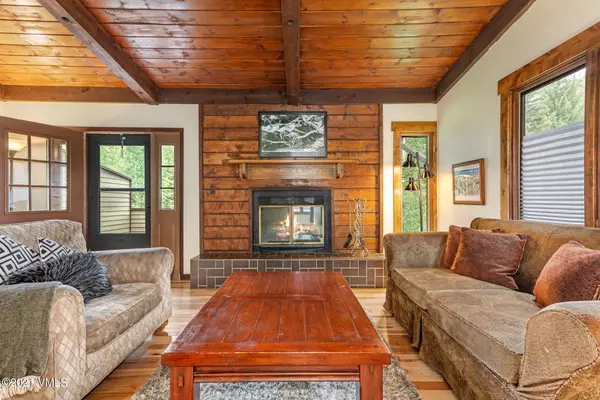 Vail, CO 81657,2753 Kinnikinnick RD B-4