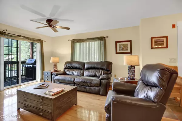 2102 Crazy Horse CIR 2102, Edwards, CO 81632