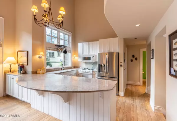 Vail, CO 81657,2782 Kinnikinnick RD D