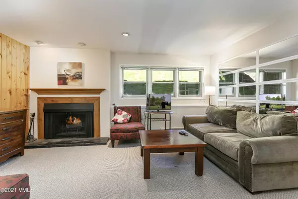 1040 Vail View DR 105, Vail, CO 81657