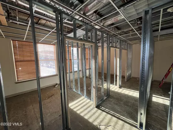 Edwards, CO 81632,97 Main E205