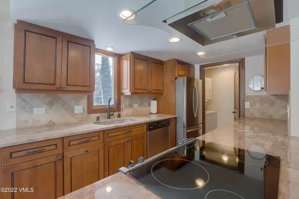 Vail, CO 81657,4511 Meadow DR 702