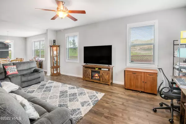 Gypsum, CO 81637,316 Steamboat DR