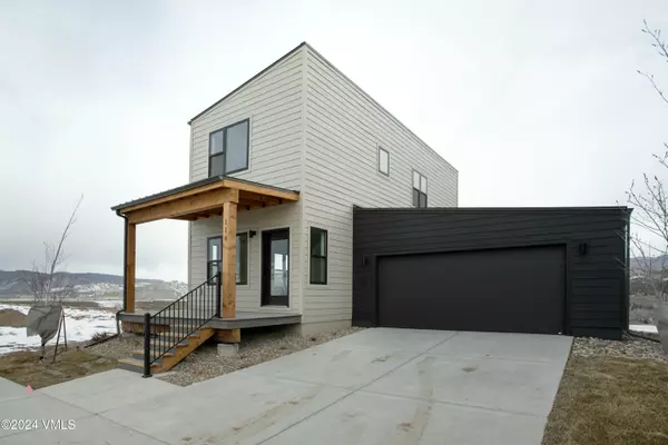 131 Arrowleaf AVE, Gypsum, CO 81637