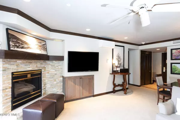 Beaver Creek, CO 81620,210 Offerson RD R-214, Week 36