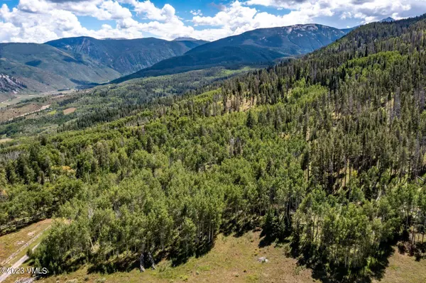 Edwards, CO 81632,2422 Colorow RD