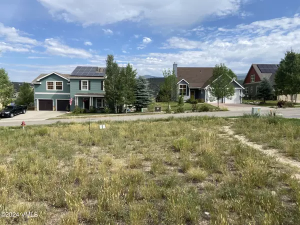 Eagle, CO 81631,88 Bluffs DR