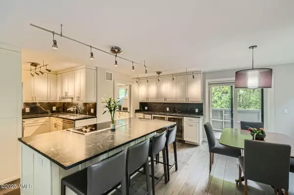 Vail, CO 81657,3930 Fall Line DR 12