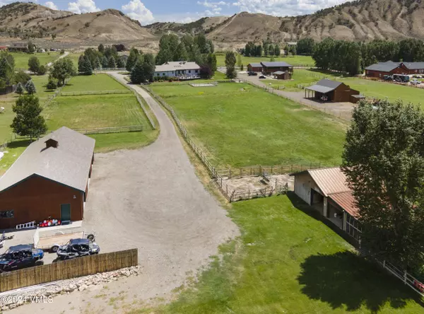 911 Mayne ST ST, Gypsum, CO 81637