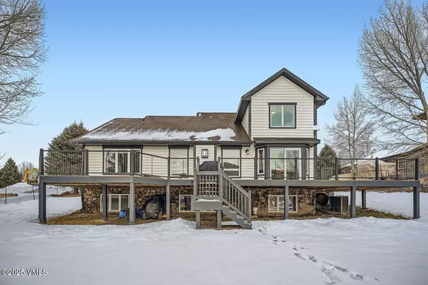 180 Black Bear DR, Gypsum, CO 81637