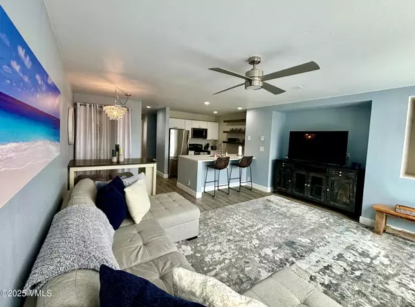 Vail, CO 81658,1100 N Frontage W 2401