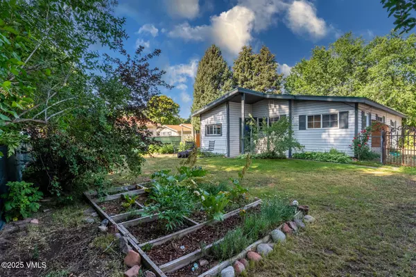 Gypsum, CO 81637,636 Valley RD