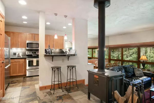 3911 Bighorn RD 1-B, Vail, CO 81657
