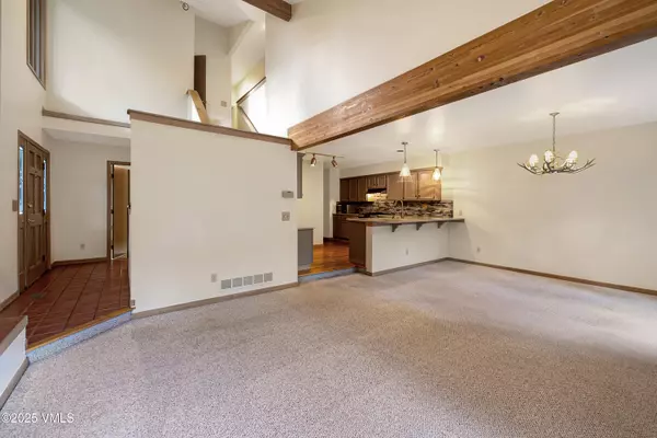 Eagle-vail, CO 81620,100 Deer BLVD B
