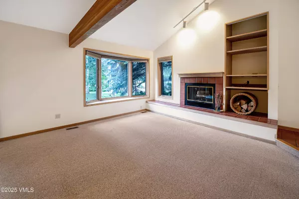 Eagle-vail, CO 81620,100 Deer BLVD B