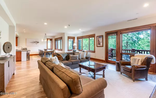 Avon, CO 81620,320 Hummingbird A101