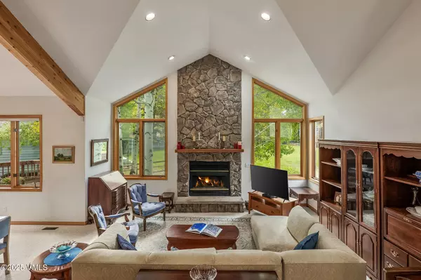 Eagle-vail, CO 81620,860 Deer BLVD