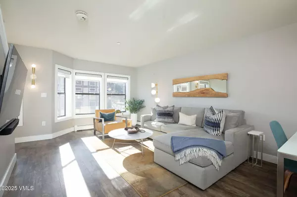 Edwards, CO 81632,216 Main ST R311