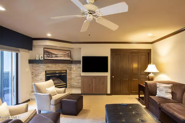 210 Offerson 215-8, Beaver Creek, CO 81620