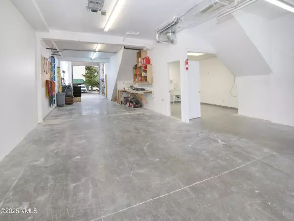 Eagle, CO 81631,936 Chambers CT A5 + A6