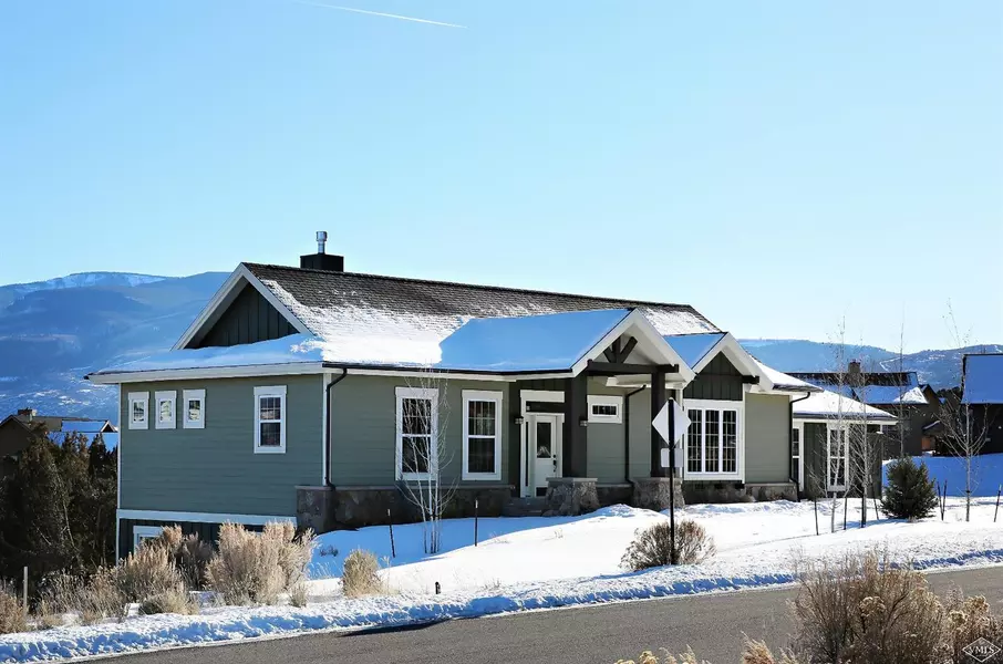 201 Legend DR, Gypsum, CO 81637