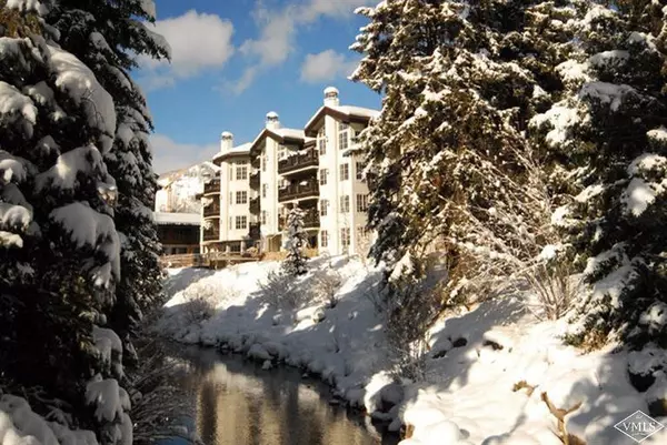 Vail, CO 81657,242 E Meadow DR 305-2