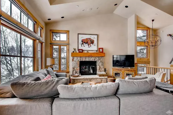 Beaver Creek, CO 81620,17 Meadows CT F5