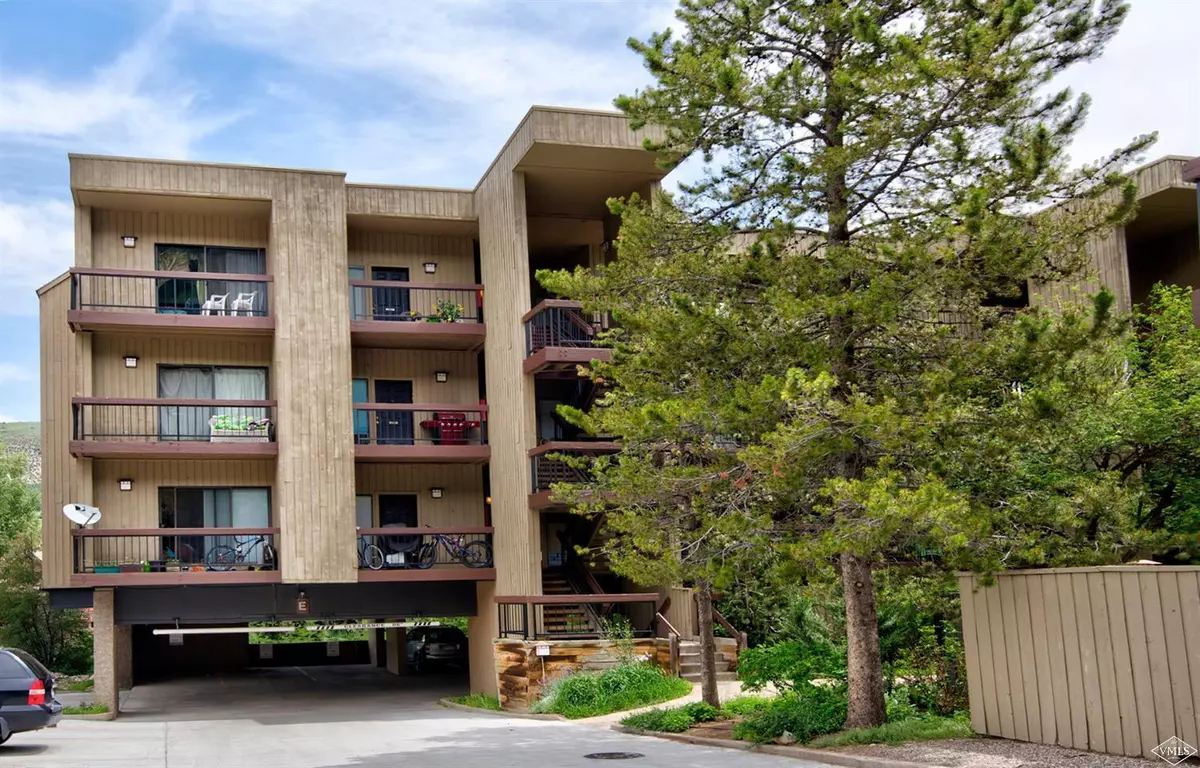 Avon, CO 81620,39377 Highway 6 E102