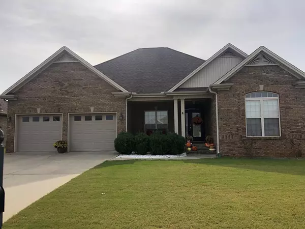 168 Cottonwood Dr, Muscle Shoals, AL 35661