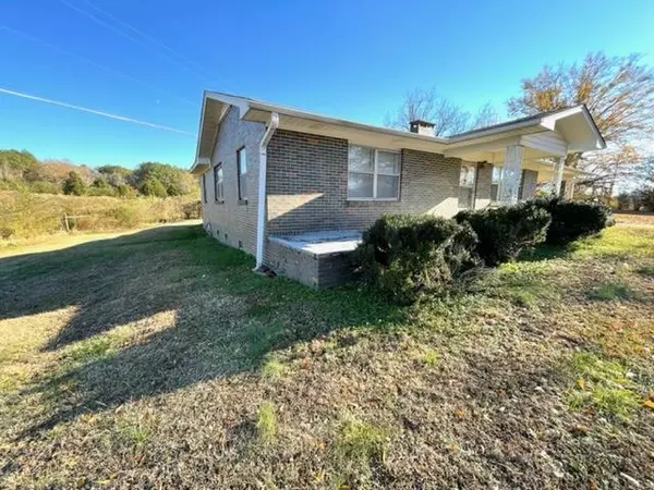 Winfield, AL 35594,398 Drake Loop