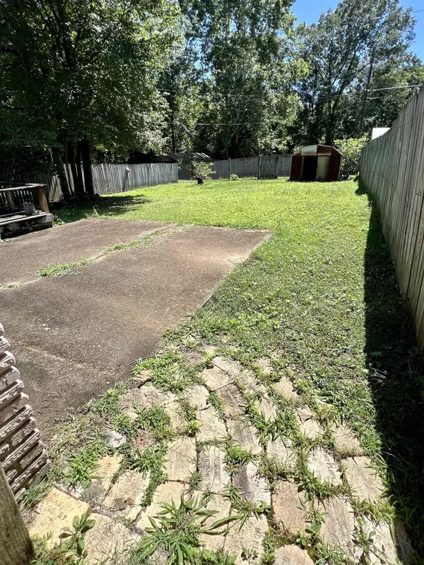 Florence, AL 35631,319 N Patton St