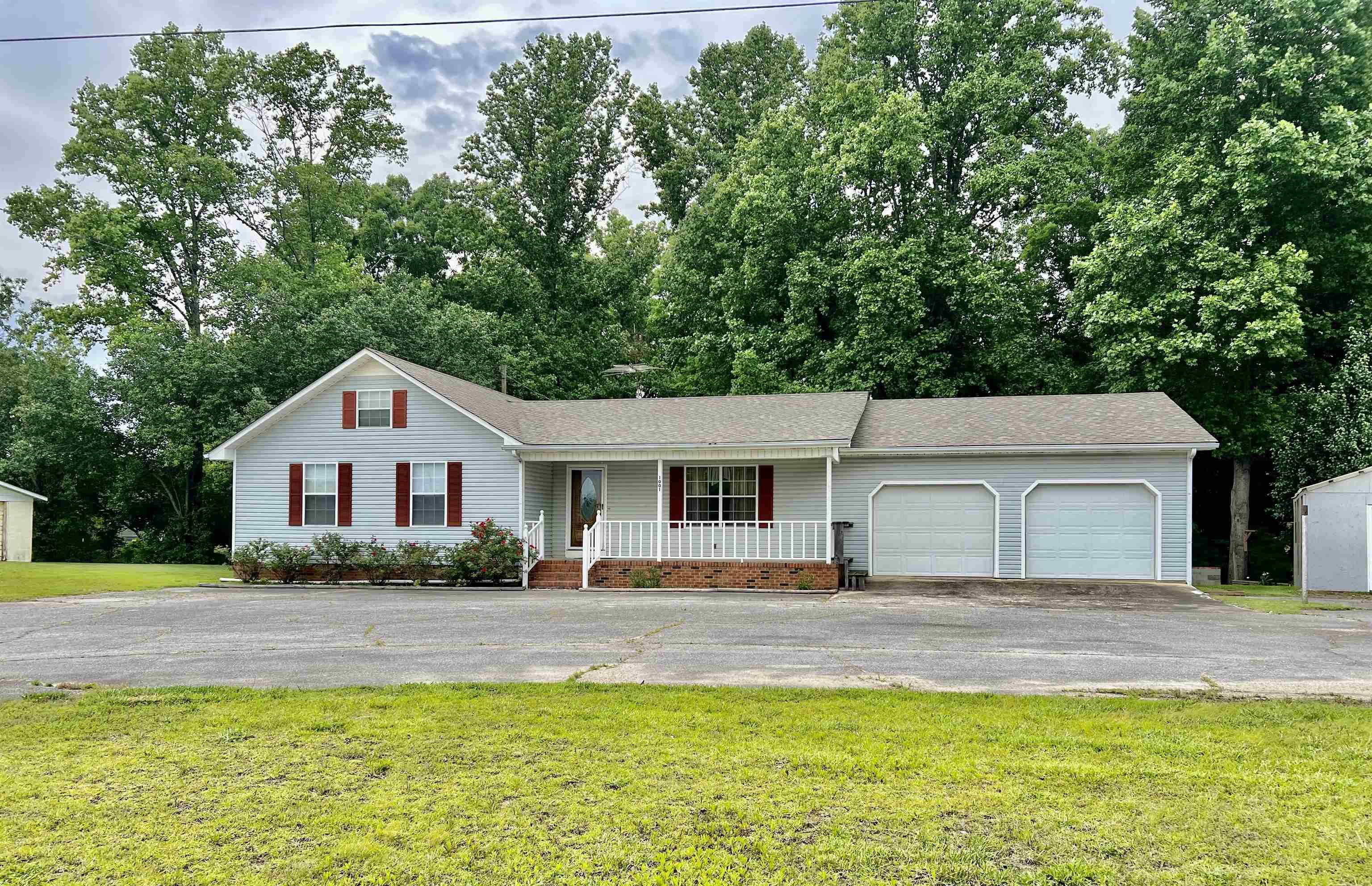 1001 Hwy 43, Phil Campbell, AL 35581