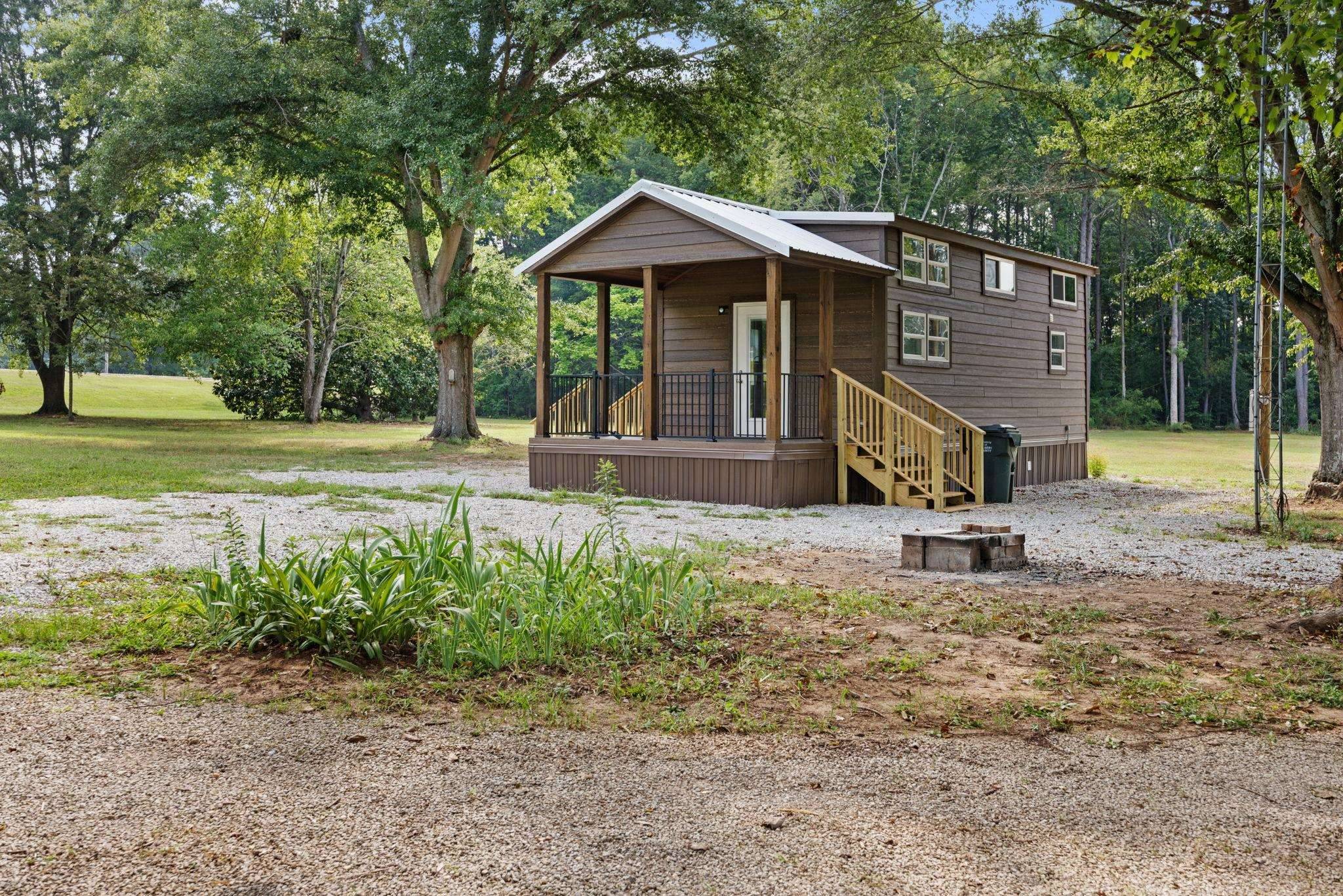 11615 Hwy 72, Cherokee, AL 35616