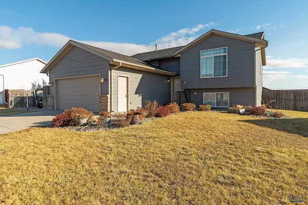 6812 E Daisy Dr, Black Hawk, SD 57718