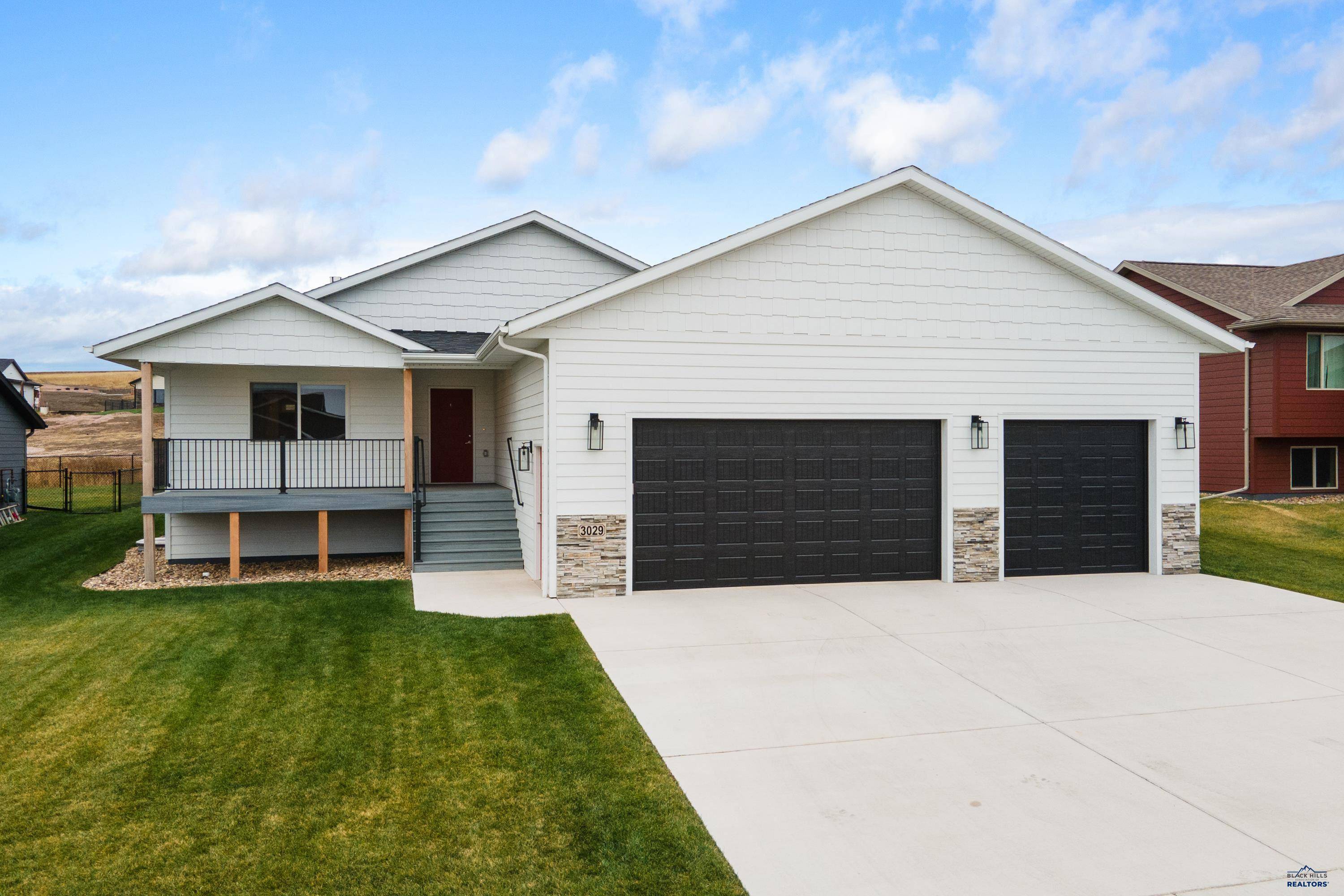 3029 Caymus Dr, Rapid City, SD 57703