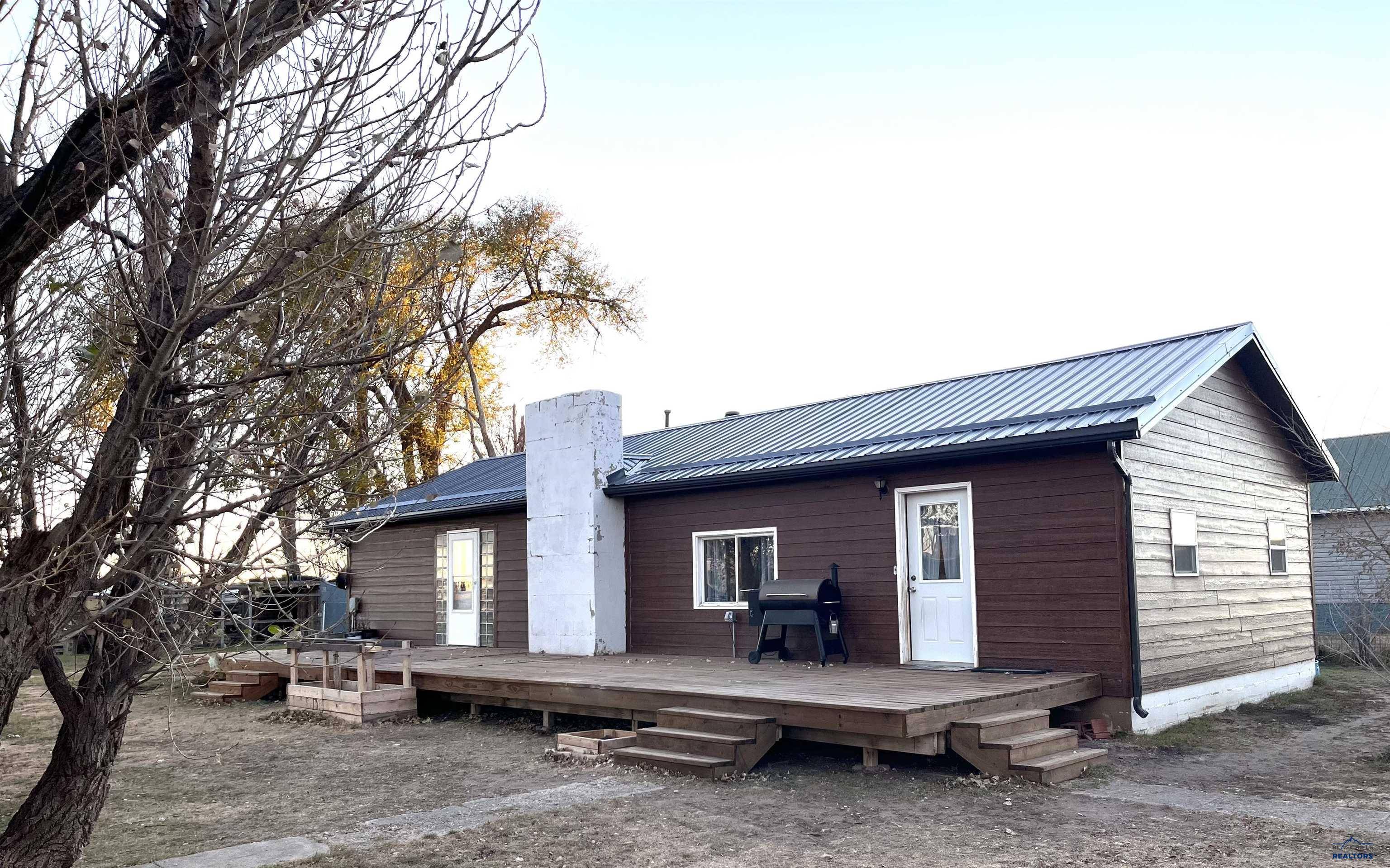207 Smithwick Rd, Smithwick, SD 57782-9999