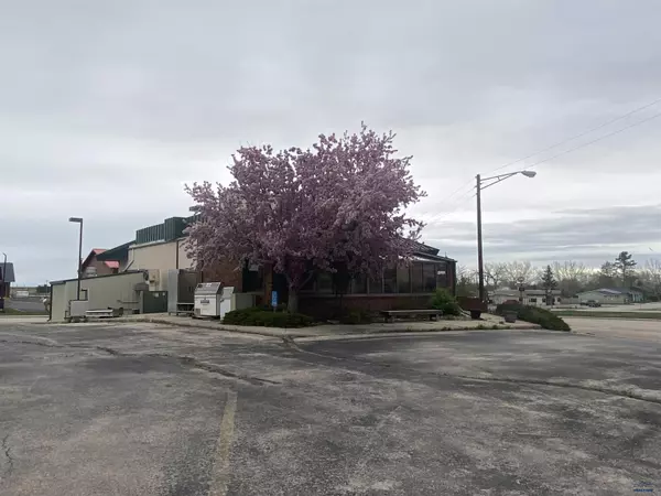 Wall, SD 57790,203 S BOULEVARD ST