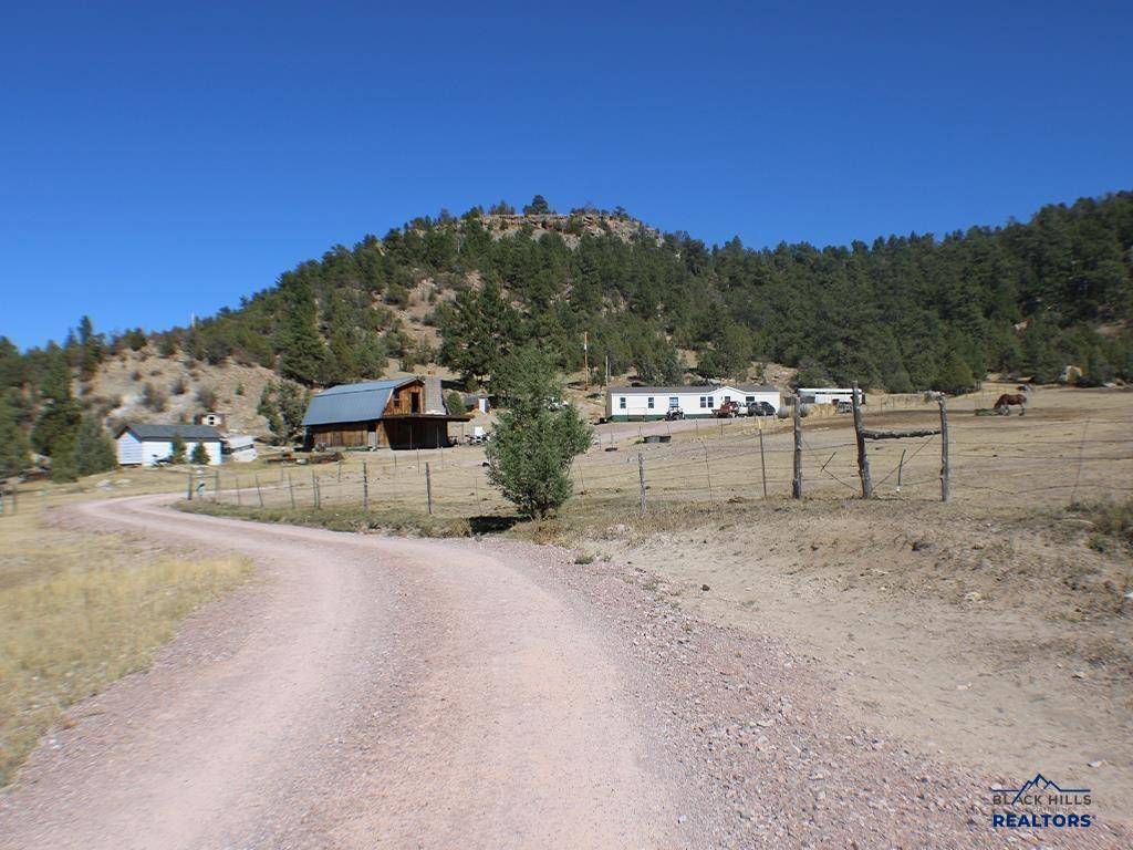 250 Salt Creek Rd, Newcastle, WY 82701