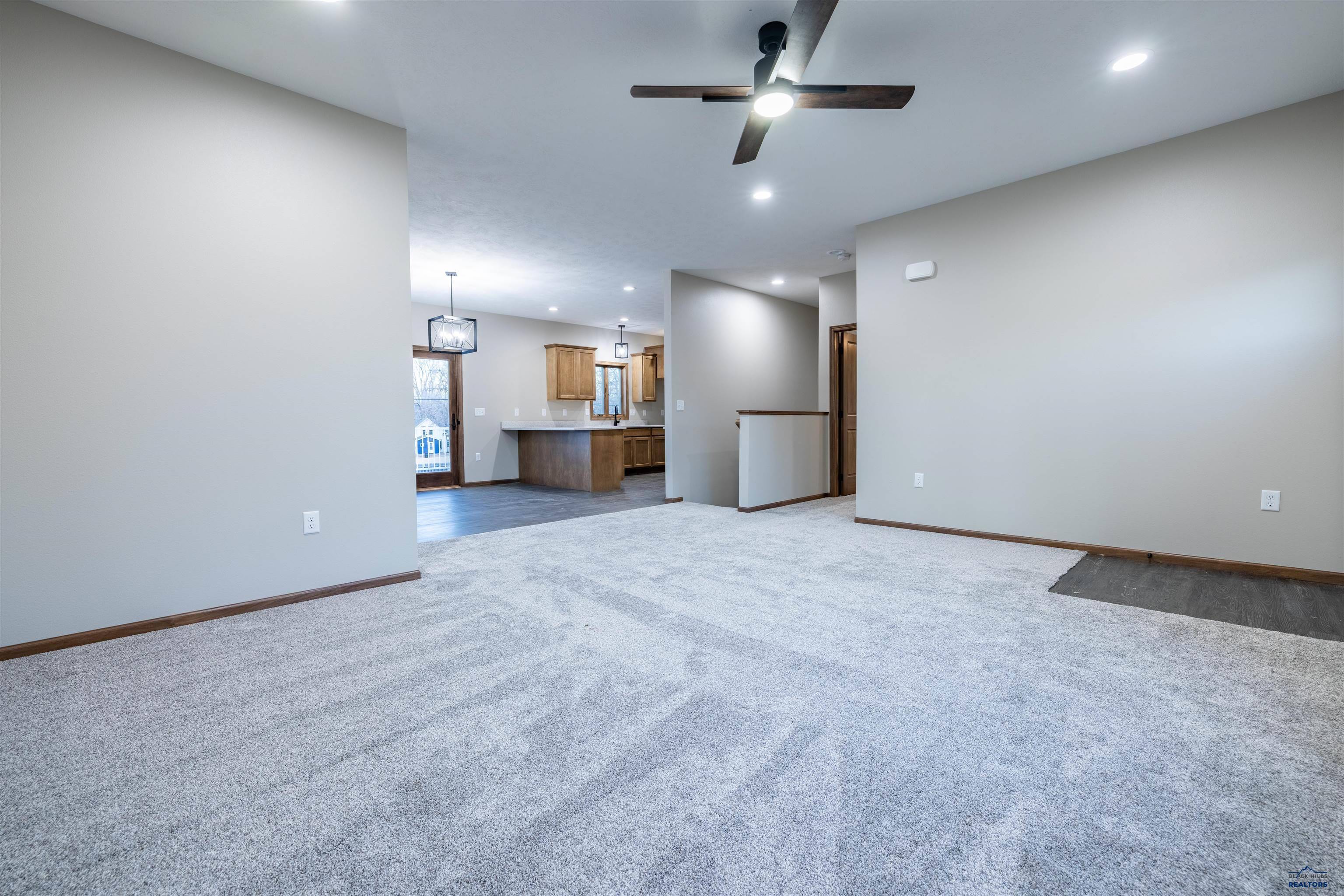 Mitchell, SD 57301,900 W Ash Ave