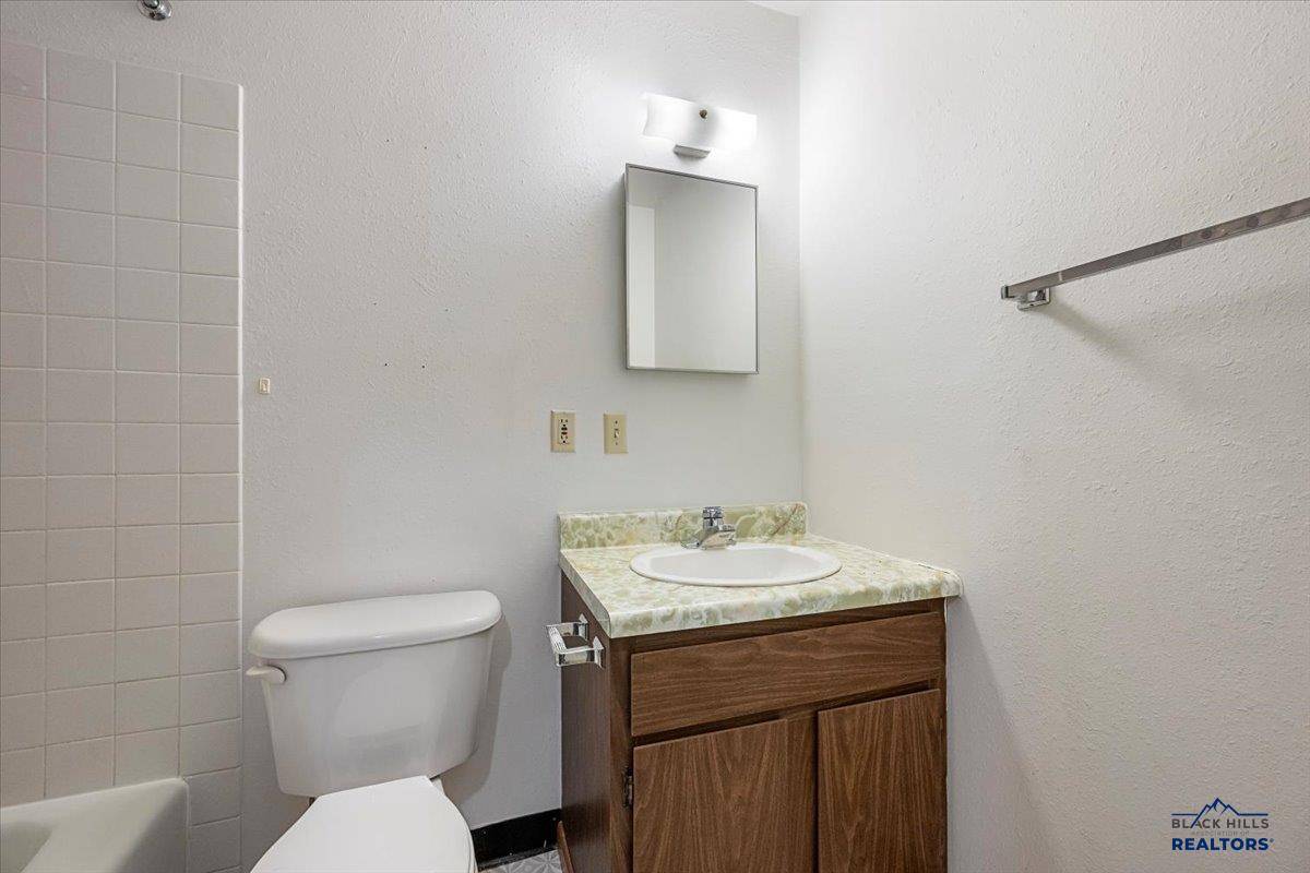 Lead, SD 57754,300 Aspen Dr