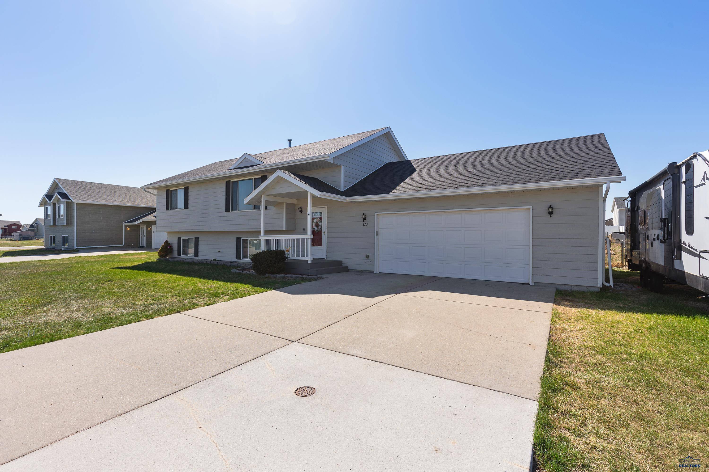 323 Freiheit Ln, Box Elder, SD 57719